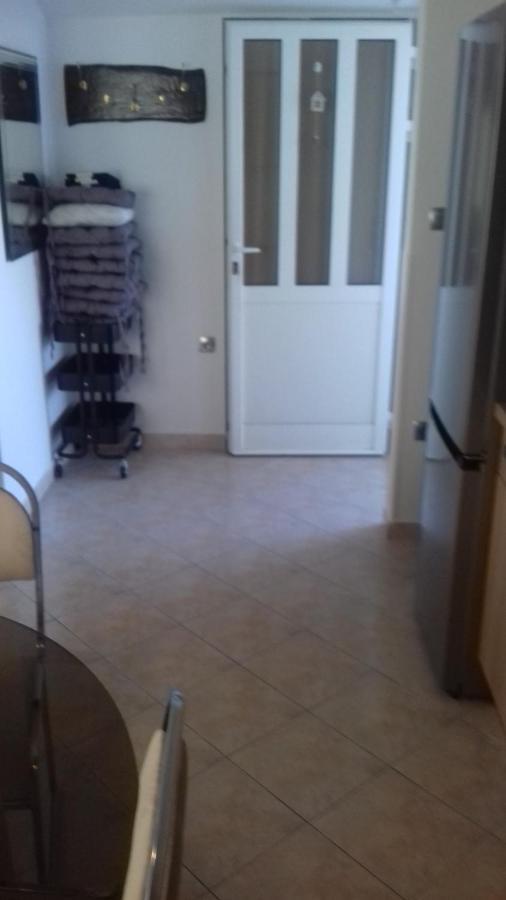 Apartman Cvita Rab Palit Exteriör bild