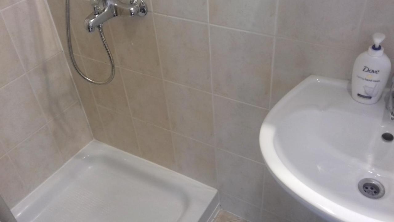Apartman Cvita Rab Palit Exteriör bild