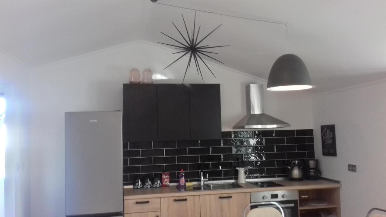 Apartman Cvita Rab Palit Exteriör bild